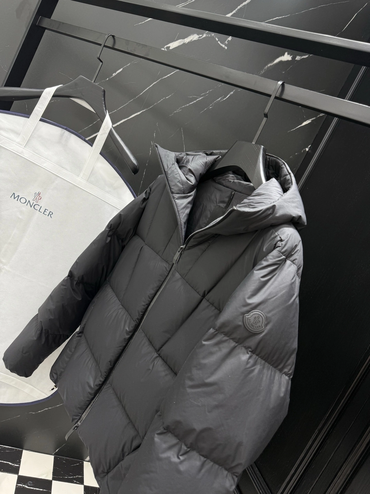 wg.luxury-- 7o9385r Down jacket white duck down item: E-F443J1227H